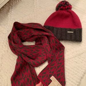 Beautiful set hat and scarf Michael kors new